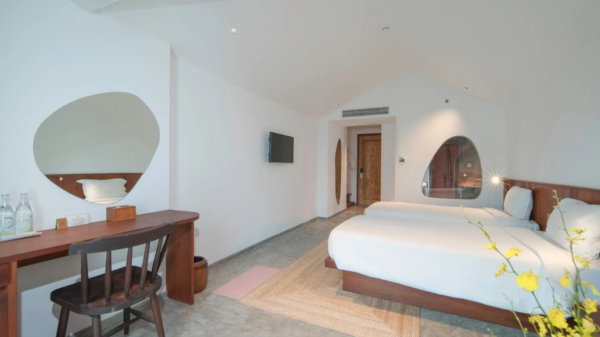Green World Hotel Nha Trang 4*,